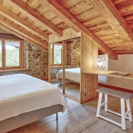 Ea Astei 컨트리하우스