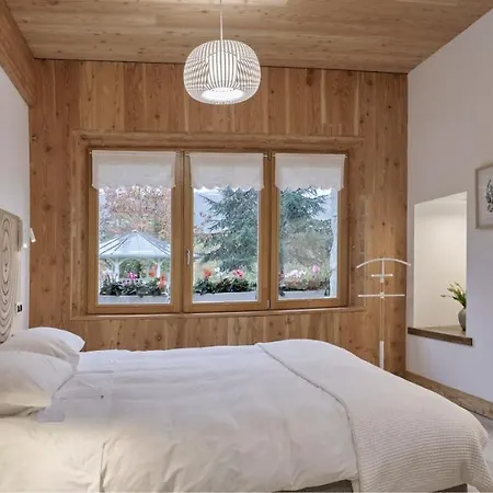 Ea Astei 컨트리하우스